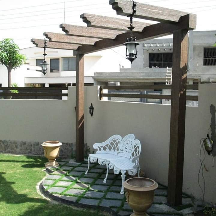 Cast Aluminum Garden Bench – 3 Seater Decorative Outdoor Bench